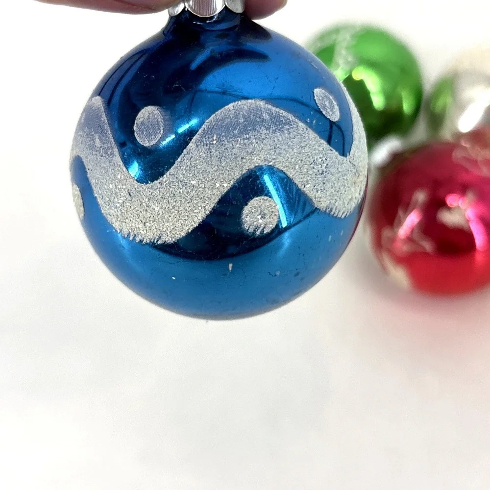 Vintage Lot 5 Stenciled Christmas Ornaments Mercury‎ Glass Shiny Brite Made USA